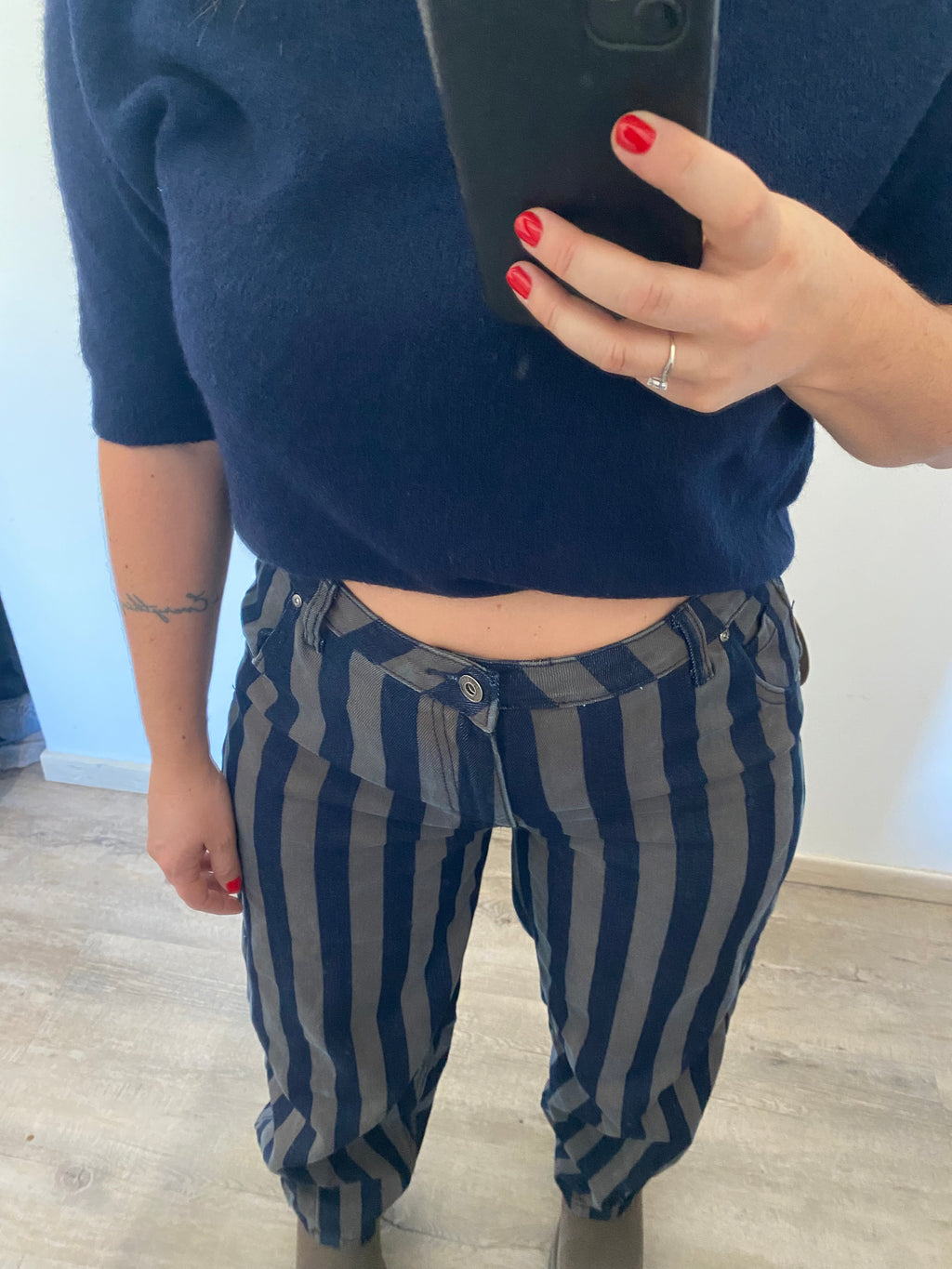 Jeans mit breiten Streifen