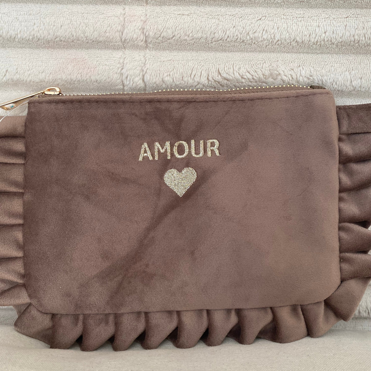 Pochette Velours Broderie Amour