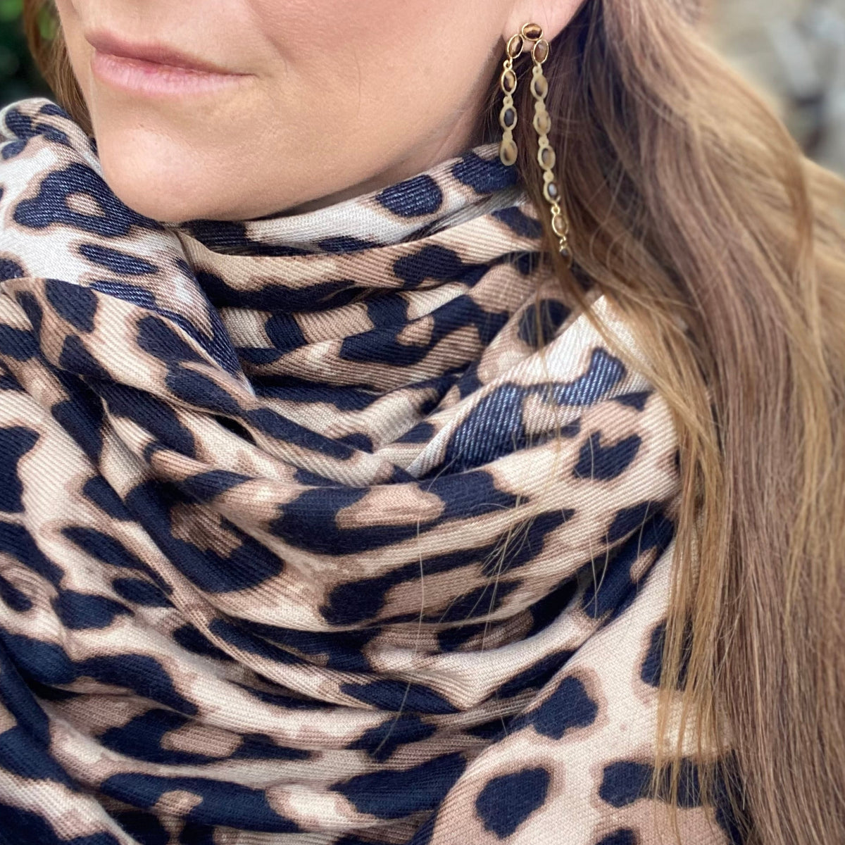 Foulard snood léopard caramel noir volumineux